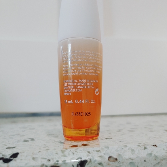 $10 or 5/$25 Lisa Watier Sublimessence High Brightening Vitamin C Serum Sample - Picture 3 of 4